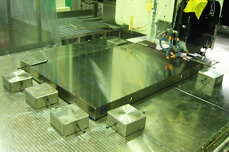 Large Die Parts and Machine Parts (bolsters, etc.)