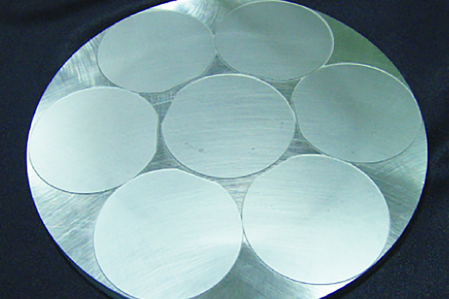 Efficient Processing of 4-inch Sapphire Wafers