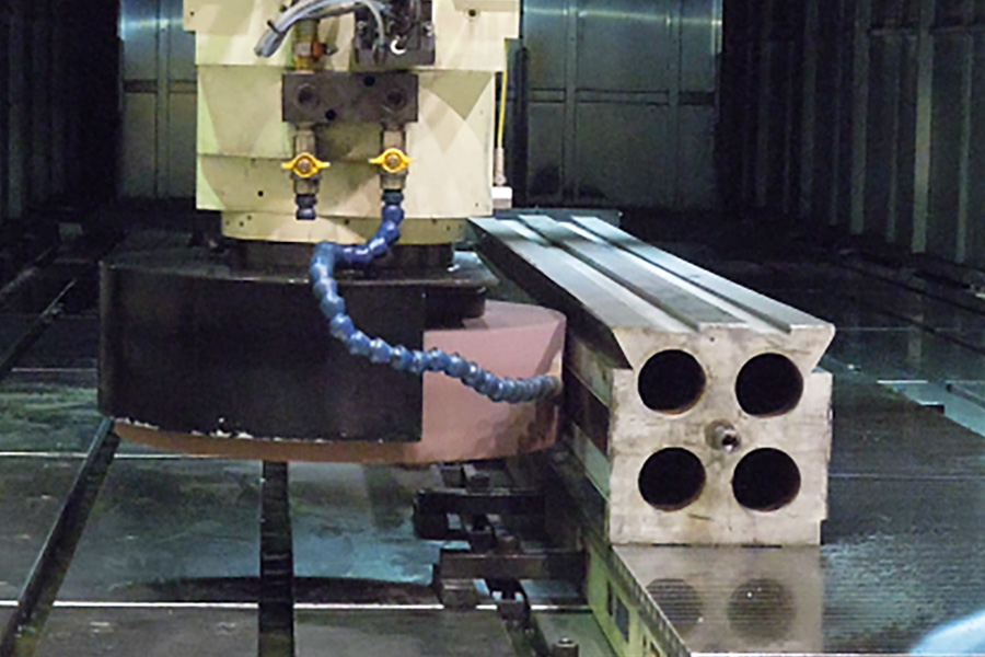 ③Yaw Grinding (Convex shape/Synchronous control of cross-axes and table feed-axes)