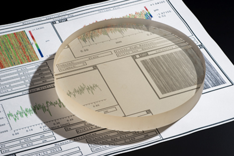 Ultra Mirror Surface Grinding of Optical Lens